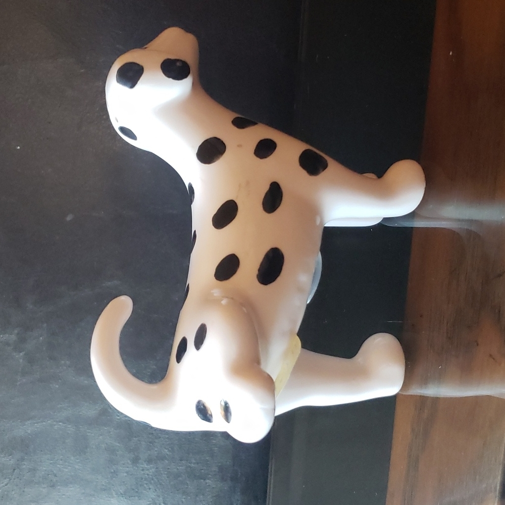 Pee Dalmation puppy salt or pepper shaker. - Picture 13 of 15